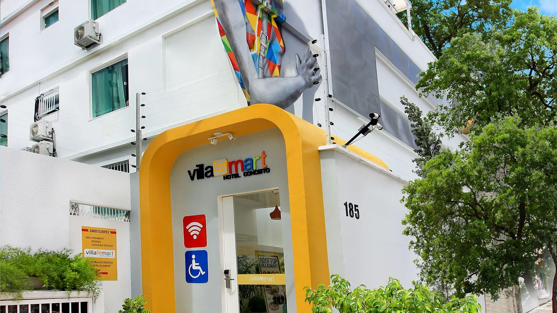 4 Hotéis para Famílias em Meireles Que Vale Reservar