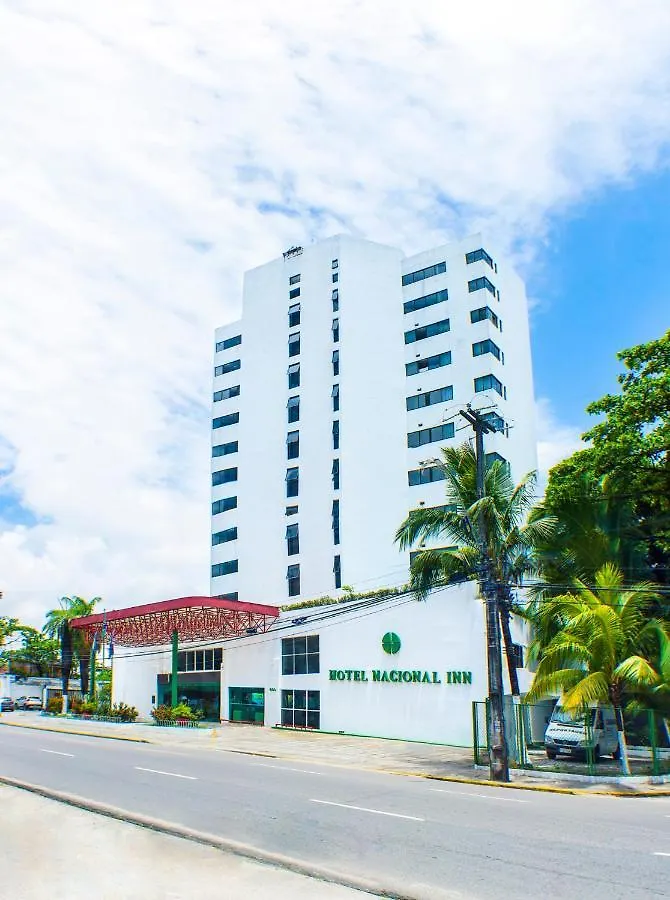 6 Resorts em Boa Viagem que Vale a Pena Conhecer