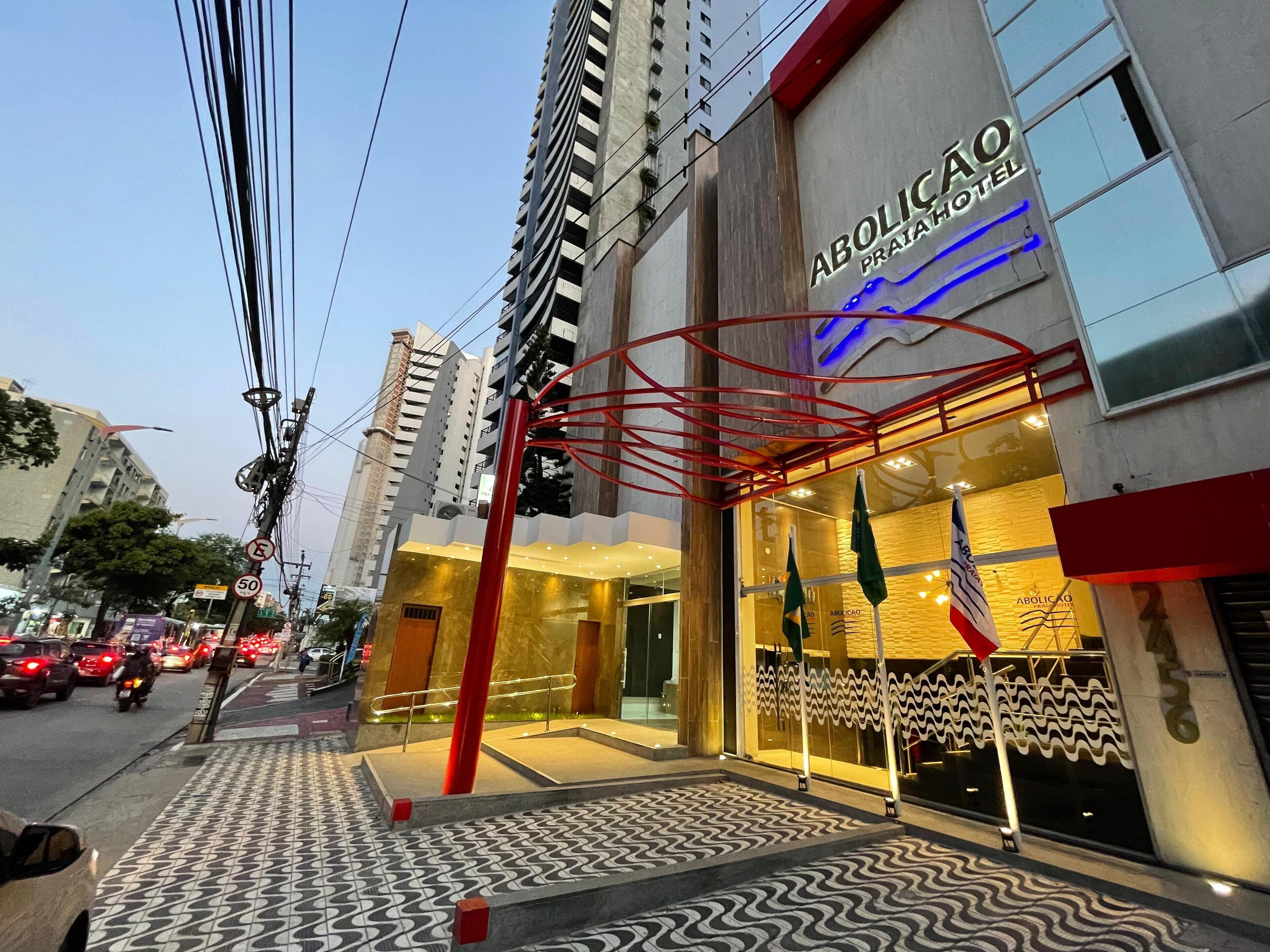 15 Hotéis em Meireles com Fácil Acesso ao Aeroporto de Fortaleza